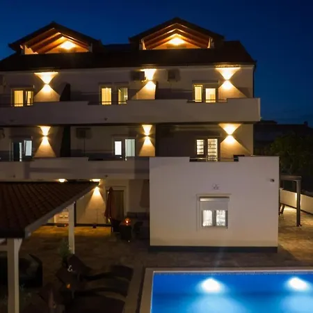 Apartmán In Okrug Gornji With Sea View, Balcony, Air Conditioning, Wifi 5134-6 Trogir